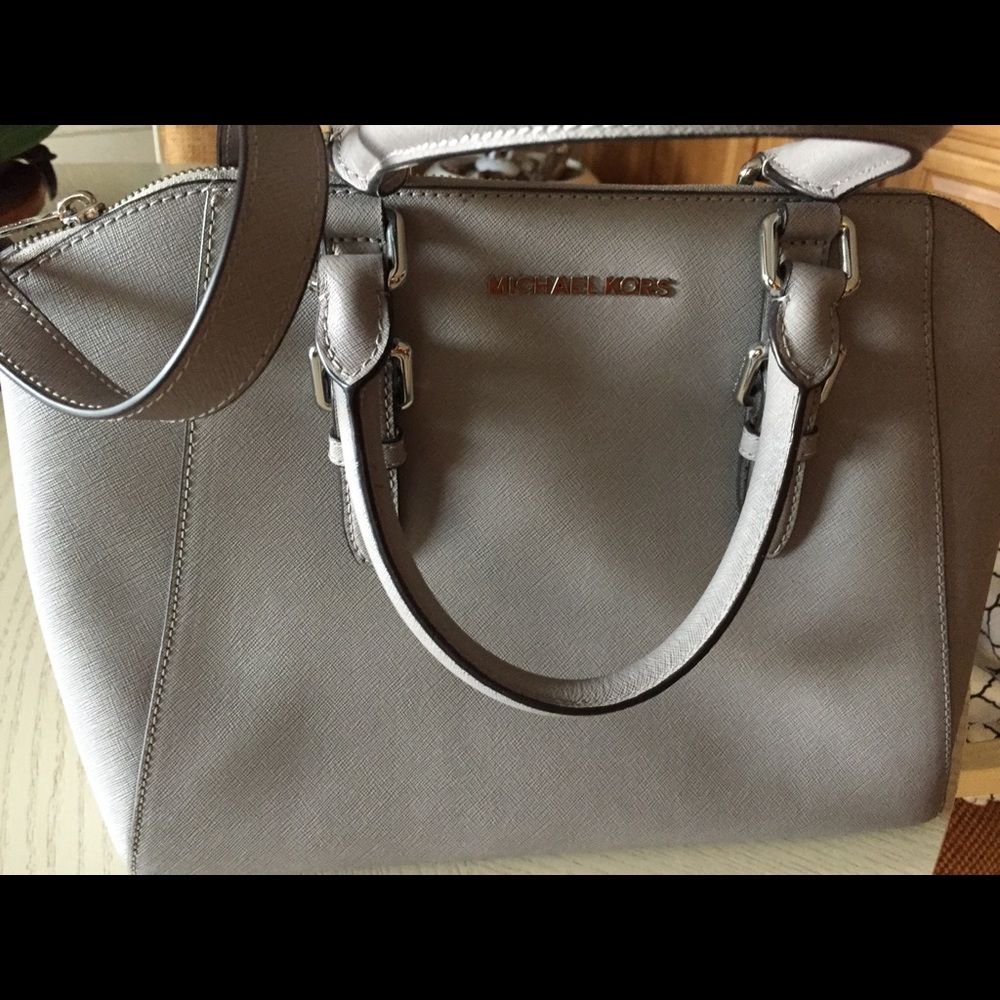 Michael Kors Ciara lg Leather Satchel Pearl Grey
